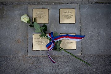 Kameny zmizelých